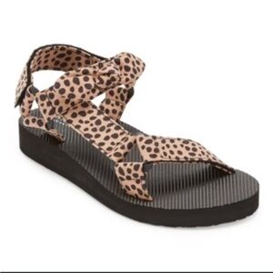 Arizona Womens Judith Strap Sandals outdoor animal print activewear shoe Sz 11M